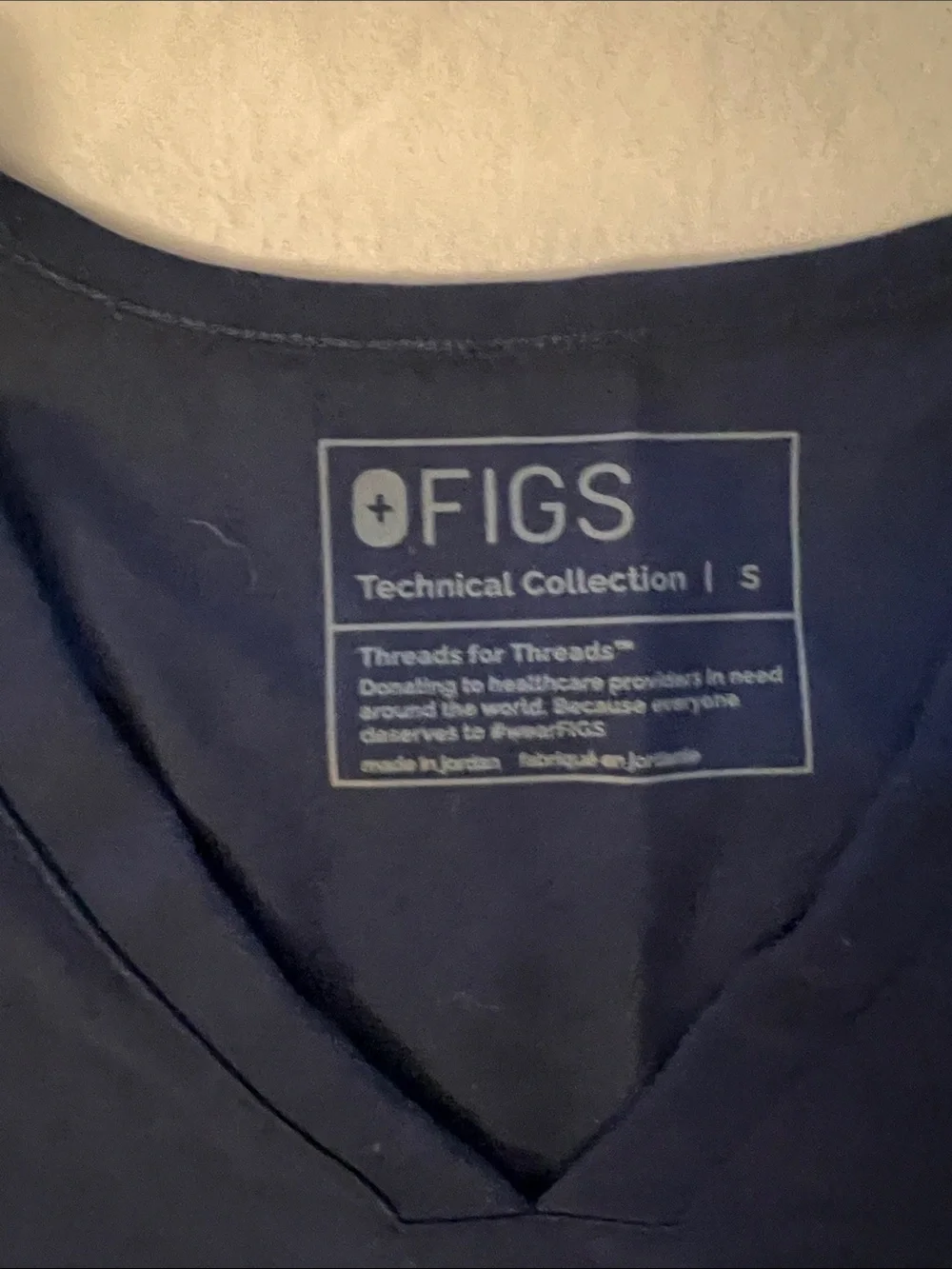 Figs Navy scrub set